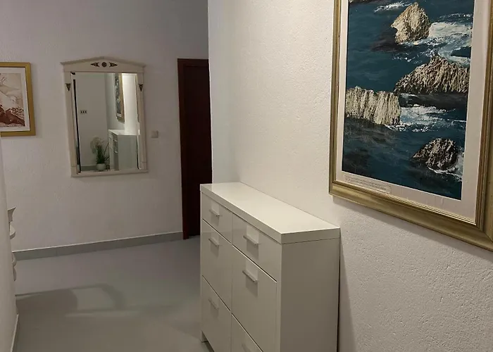 Jedini Lägenhet