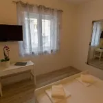 Apartment Jedini *