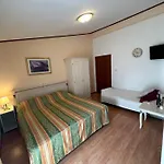 Apartment Jedini *