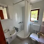 Apartment Jedini *