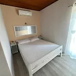 Apartment Jedini *