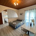 Apartament Jedini