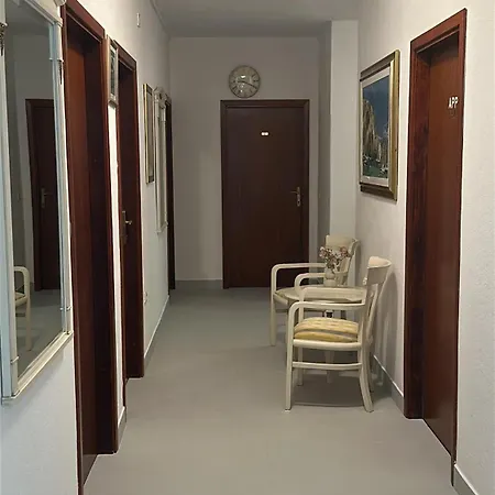 Apartment Jedini