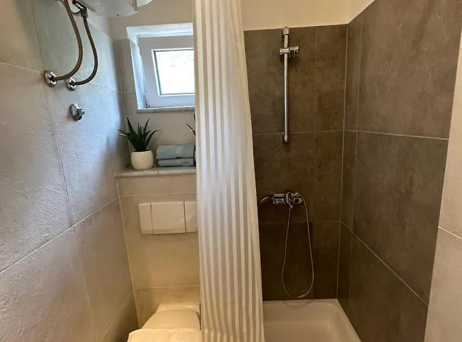 Jedini Apartment