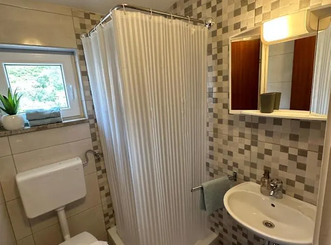 Apartment Jedini